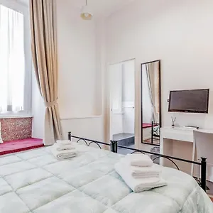 Bed & Breakfast Trastevere 94, Rome