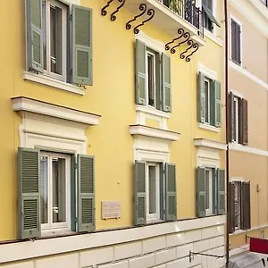 Guest house Garibaldi Piazza Di Spagna, Rome