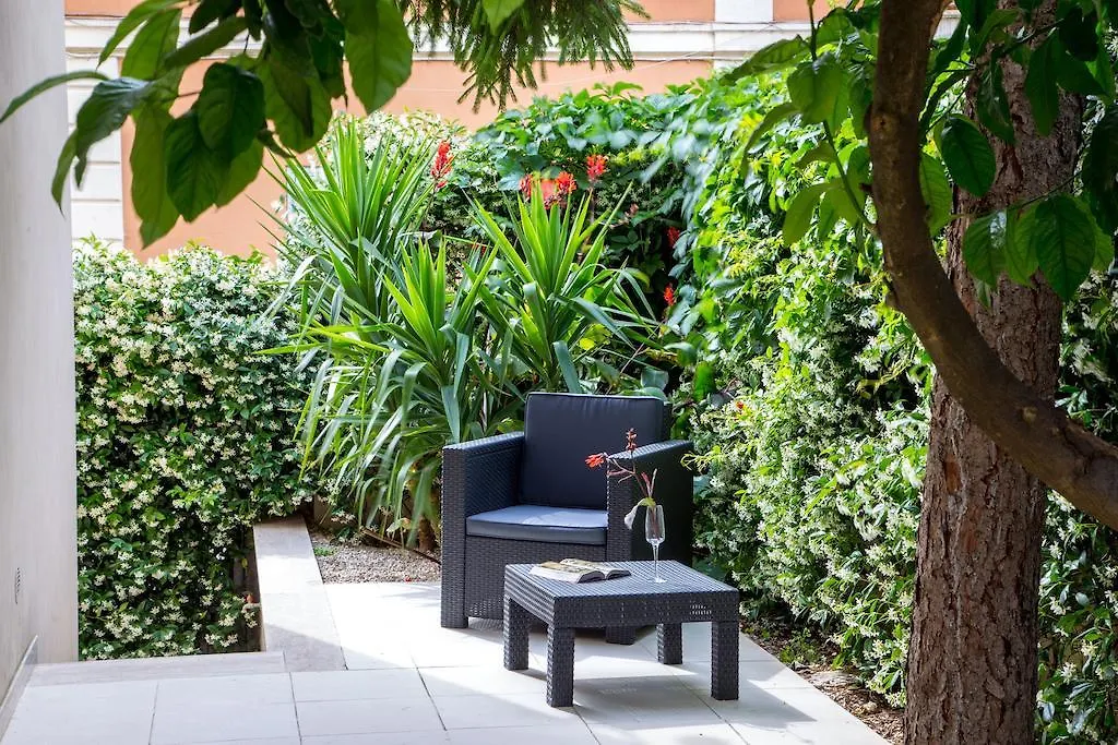 Roma Dreaming Aparthotel Rome